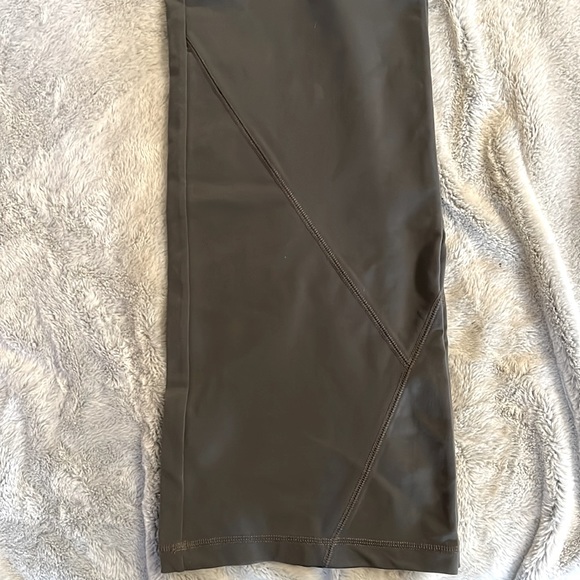 2 pairs APT. 9 lounge pants - Picture 3 of 10